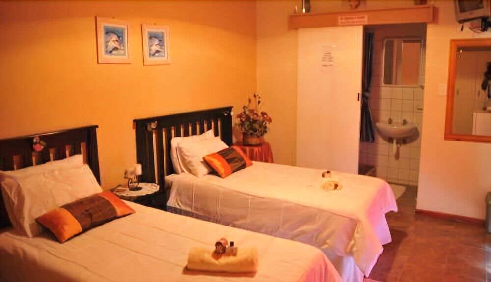 Tina'S Bed And Breakfast ซวาคอปมุนด์ ภายนอก รูปภาพ